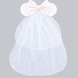 Bride Minnie Mouse Ear Headband with Veil Bachelorette NEW